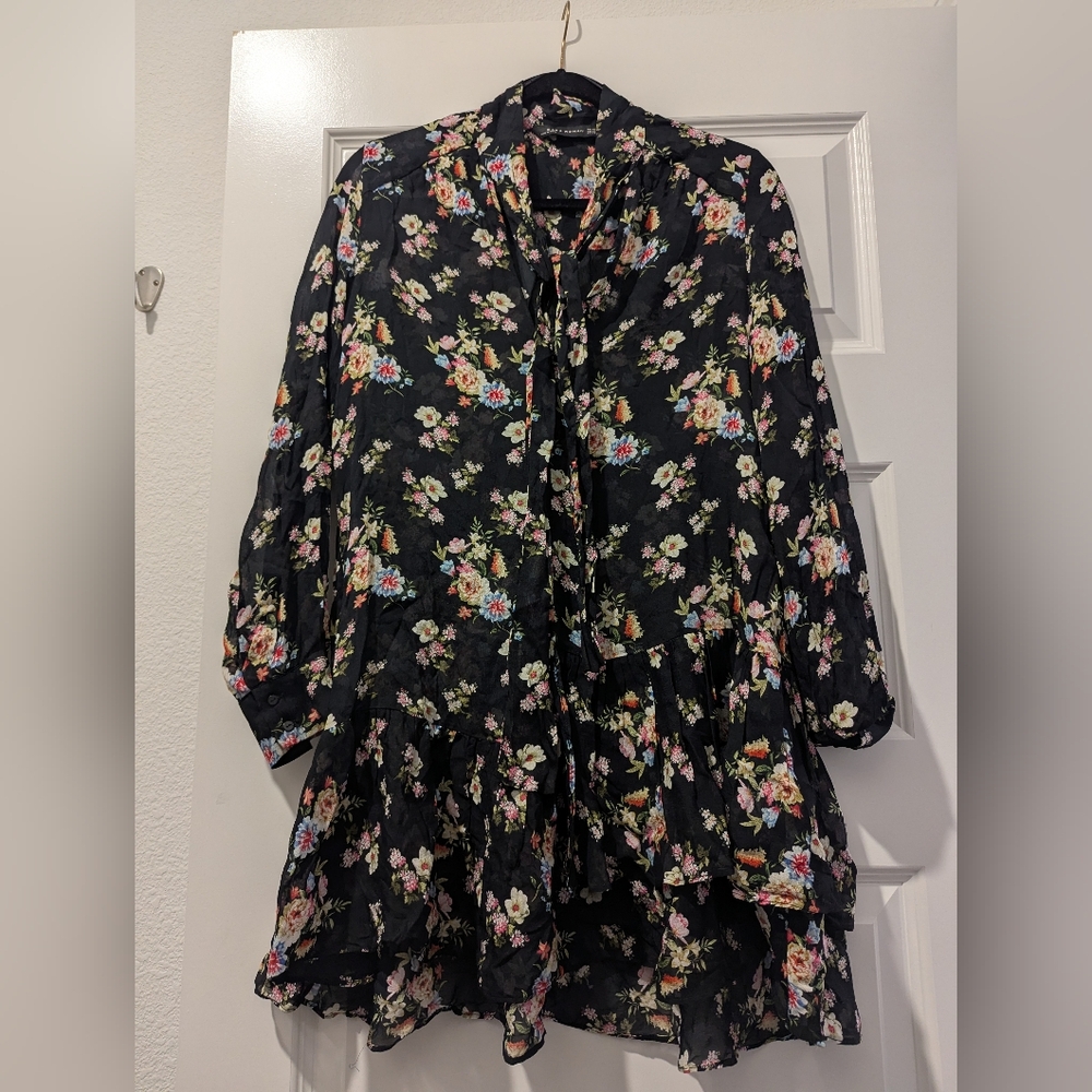 Zara Woman Black Floral Dress